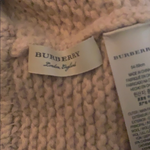 ❄️ Burberry Fur Pom-Pom Wool Cashmere Beanie - Picture 5 of 6